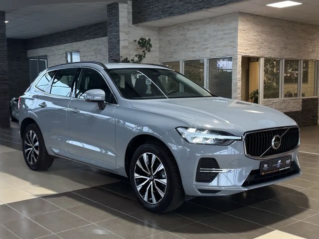 Volvo XC60 Core Leder R.Cam Navi AWD 4xSHZ LED DAB 2025 Benzine