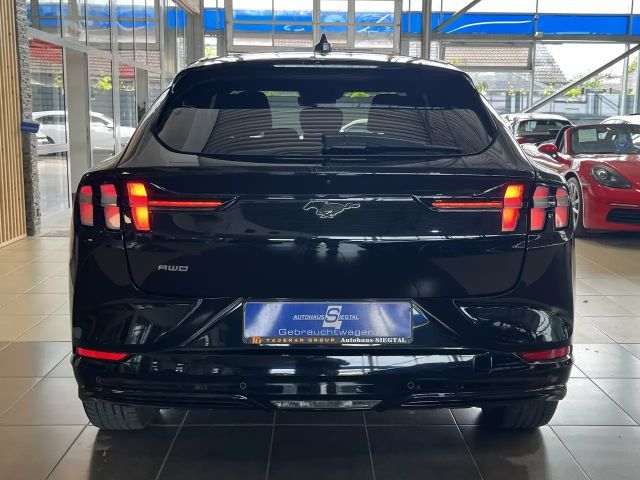 Ford Mustang Mach-E