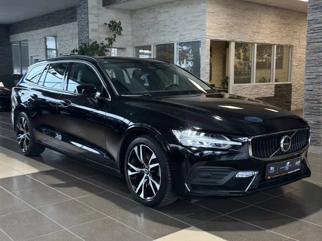Volvo V60 Core Leder R.Cam Keyless Navi LED ACC SHZ 2025 Benzine