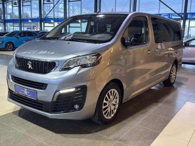 Peugeot Traveller