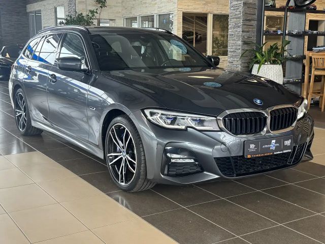 BMW 320 e M-Sport Leder Navi dig. Cockpit LED PDCv+H 2022 Hybride / Benzine