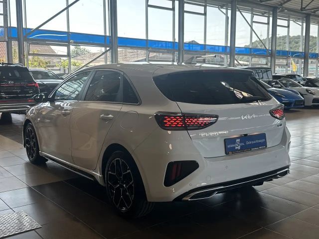 Kia Ceed / cee'd