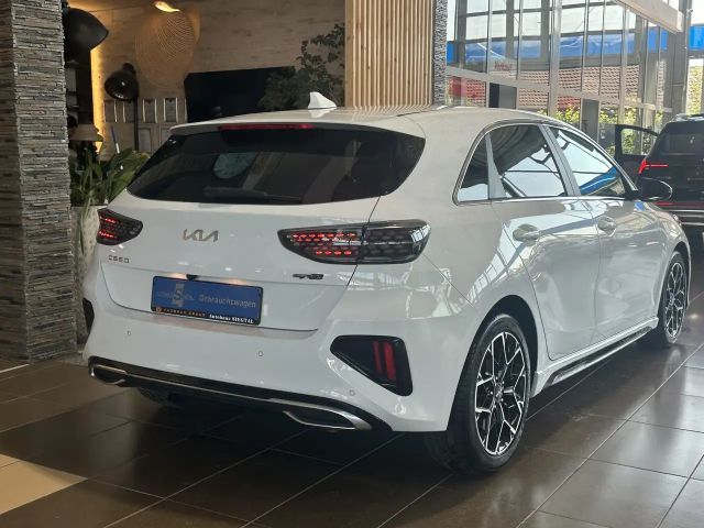 Kia Ceed / cee'd