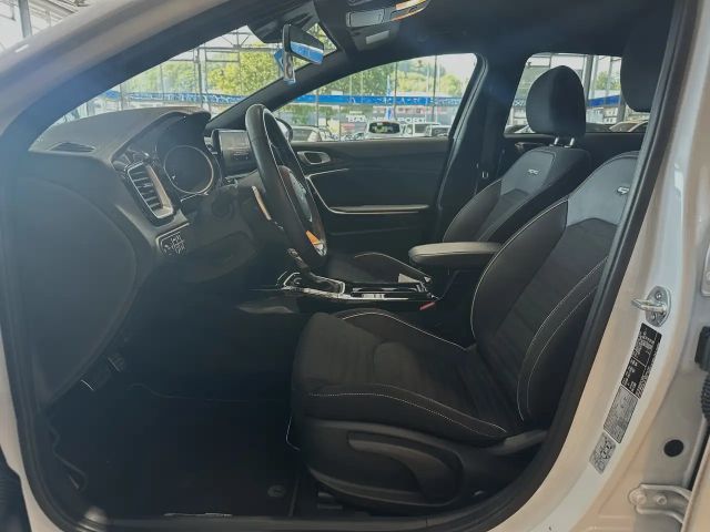 Kia Ceed / cee'd