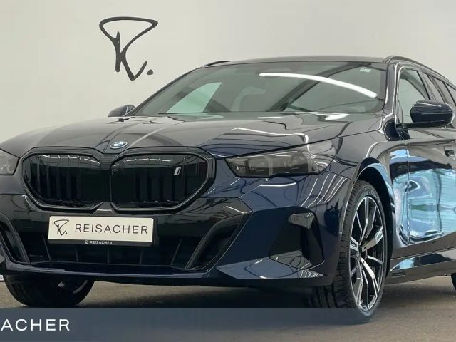 BMW i5 xDrive40 Touring Laden DC Ladekabel DAB 2026 Elektrisch