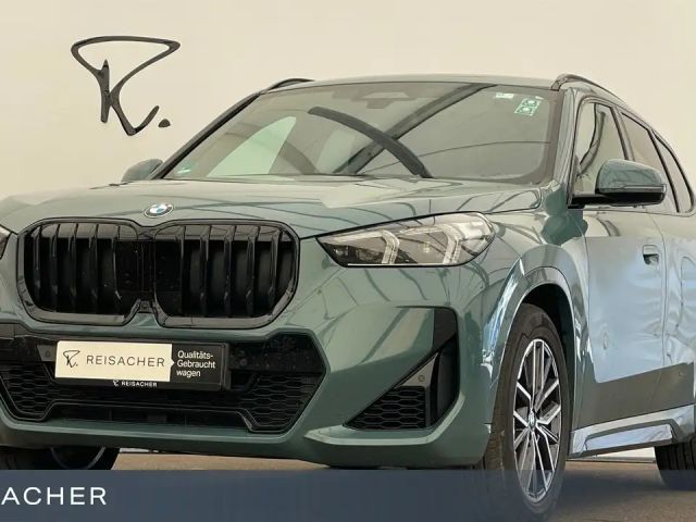 BMW X1 xDrive23i A M-Sport,Pano,AHK,DAProf,ad.LED 2023 Benzine