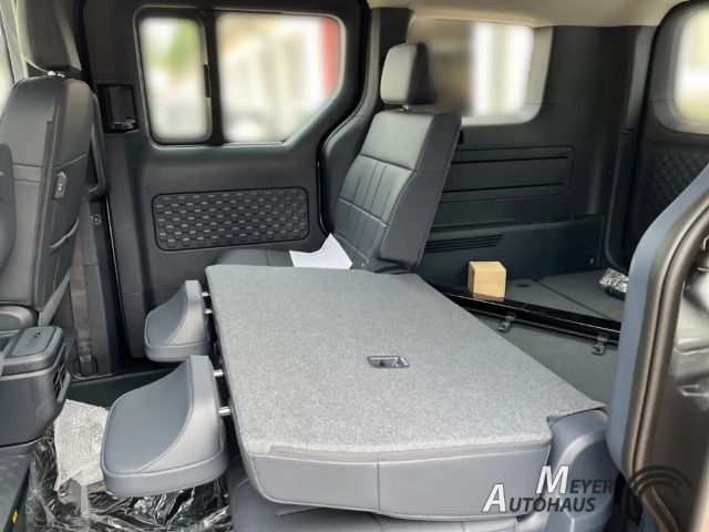 Kia PV5 Passenger