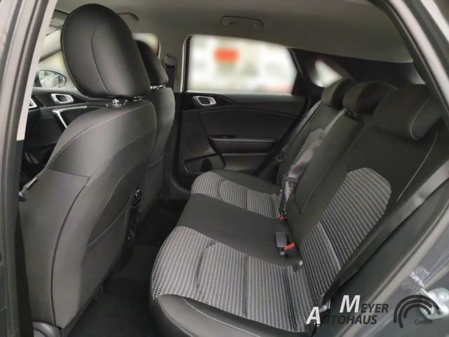 Kia Ceed / cee'd