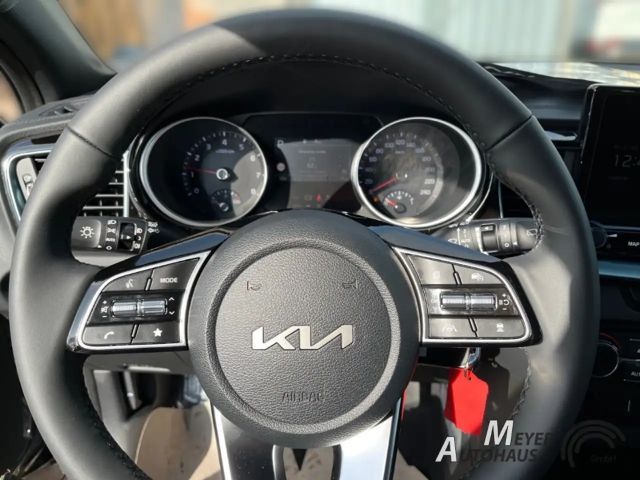 Kia Ceed / cee'd