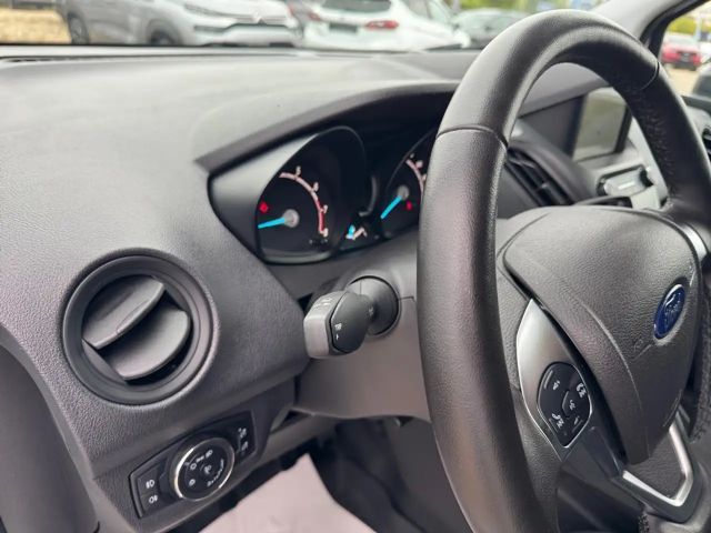 Ford Transit Courier