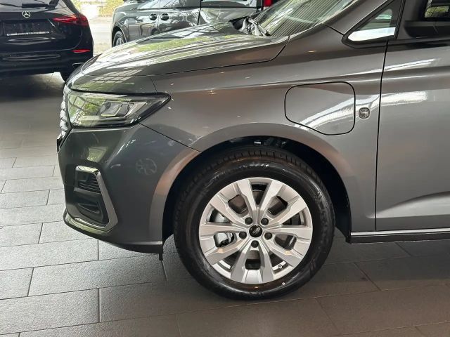Ford Grand Tourneo