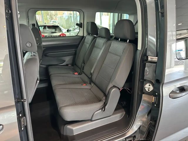 Ford Grand Tourneo