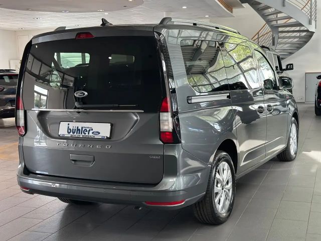 Ford Grand Tourneo