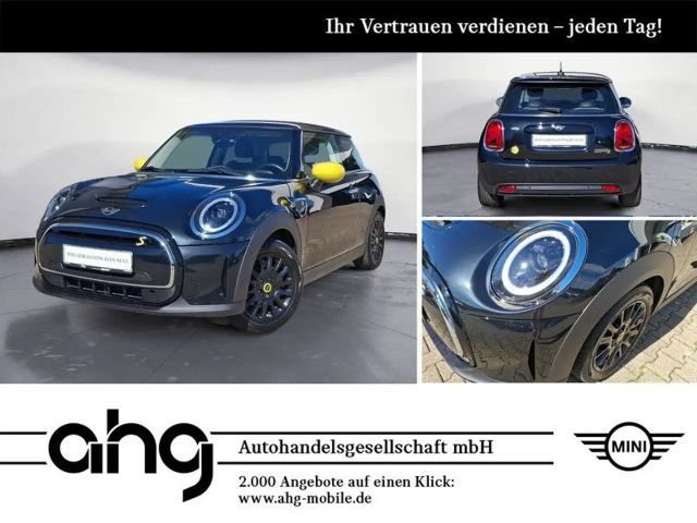 MINI Cooper SE . Classic Trim Navi Sportsitze PDC CarP 2023 Elektrisch