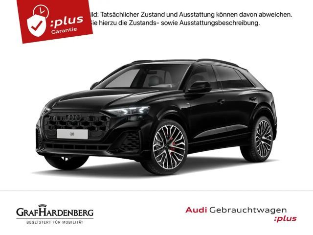 Audi Q8 TFSI e quattro S line Matrix Navi AHK 2025 Hybride / Benzine