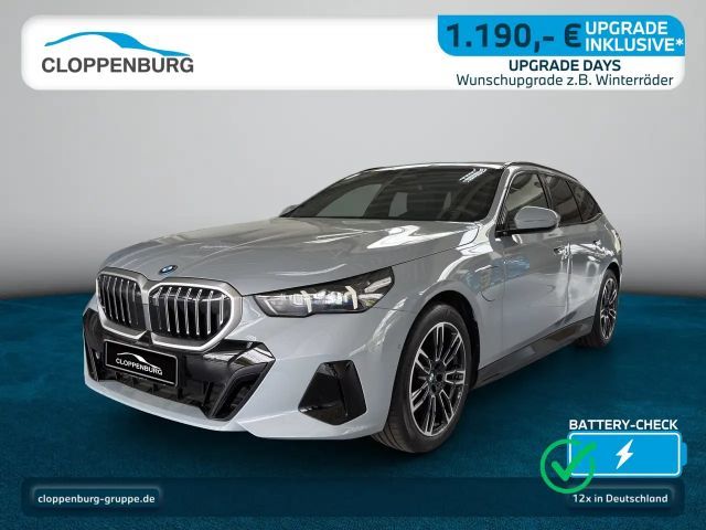 BMW 550 e xDrive Touring M Sportpaket AHK BT UPE: 98.030€ 2025 Hybride / Benzine