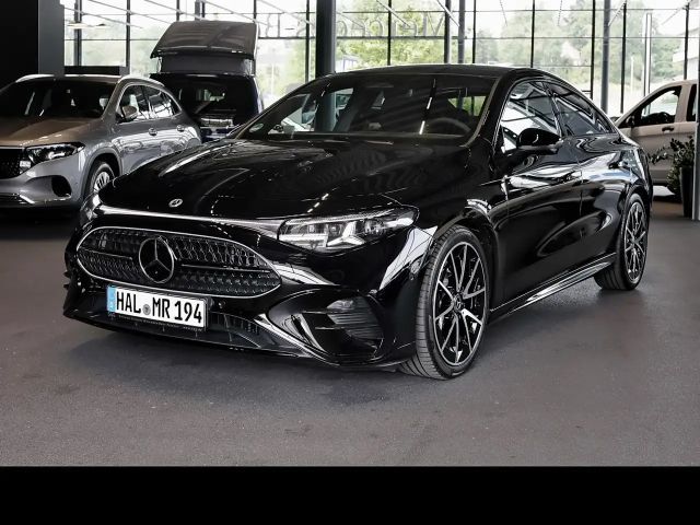 Mercedes-Benz CLA 200 AMG MBUX+RüKam+M-LED+Night+Pano+Totwink 2026 Benzine