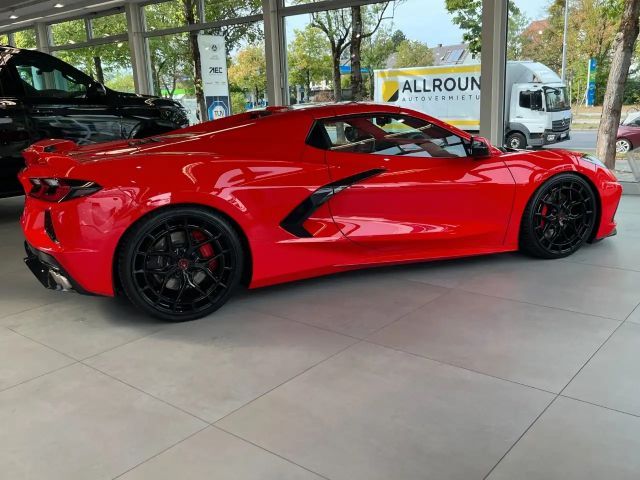 Corvette C8