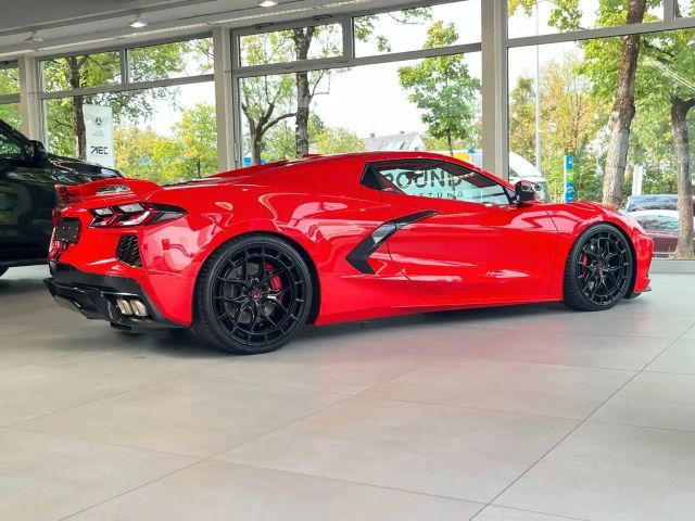 Corvette C8