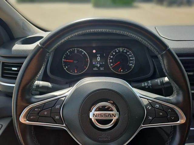 Nissan NV300