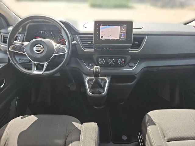 Nissan NV300