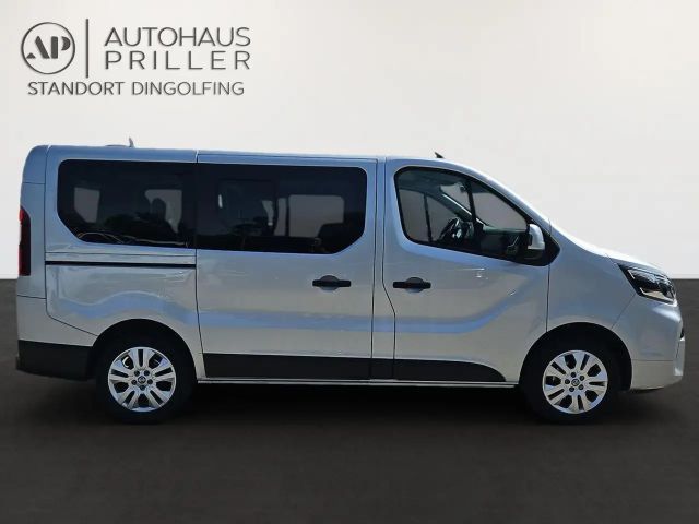 Nissan NV300