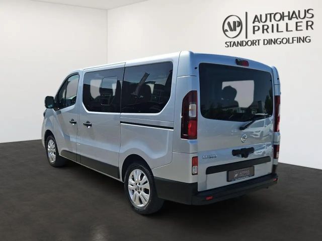 Nissan NV300