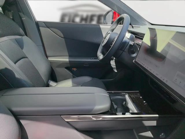 Mazda CX-6e