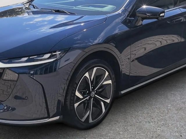 Mazda 6e
