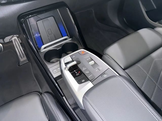 BMW 225