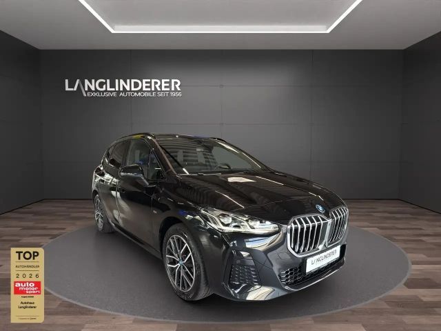 BMW 225