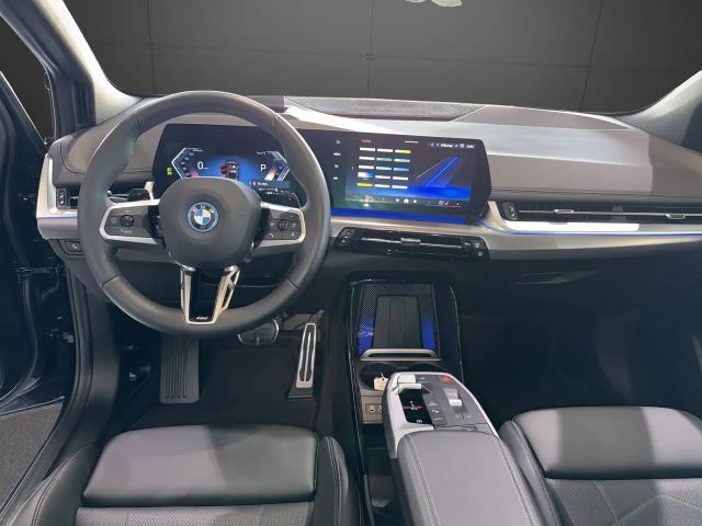 BMW 225