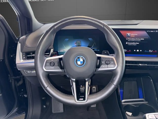 BMW 225