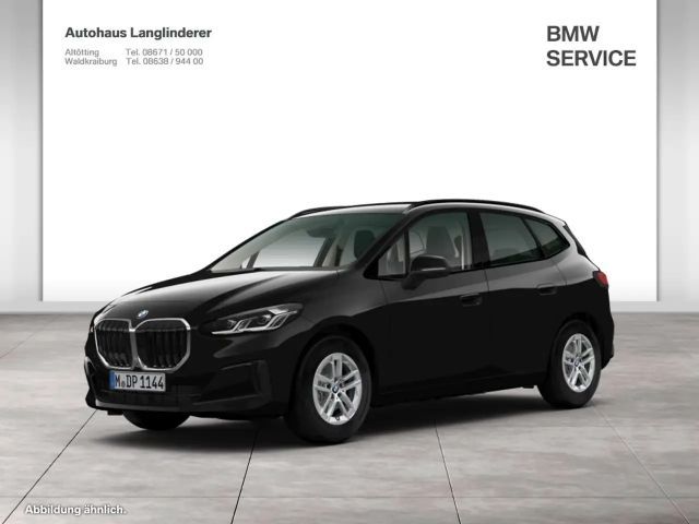 BMW 220 d Active Tourer PremiumPaket NP 48.170,-  AHK 2026 Diesel
