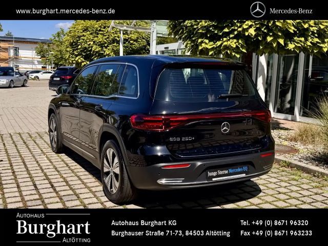 Mercedes-Benz EQB 250