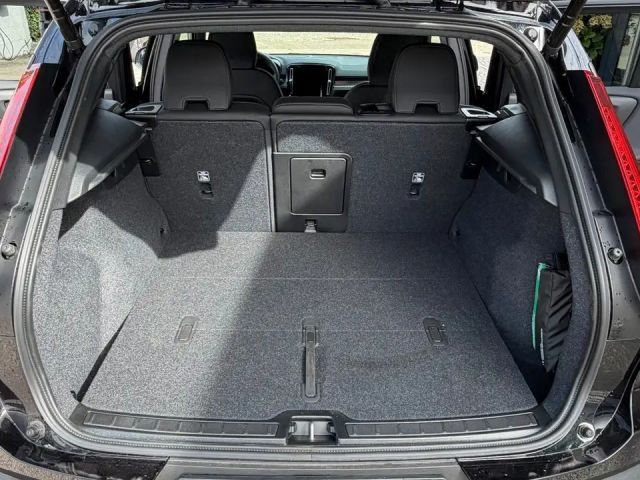 Volvo EX40