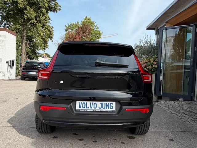 Volvo EX40