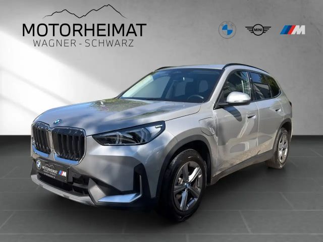 BMW X1 xDrive25e Sportsitze AdapLED AHK RFK 2025 Hybride / Benzine