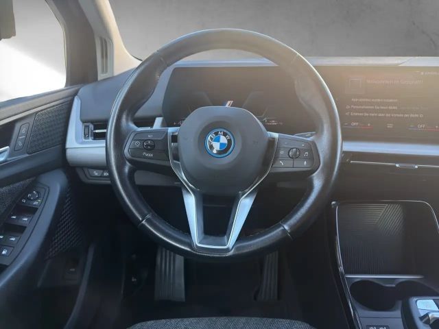 BMW 225