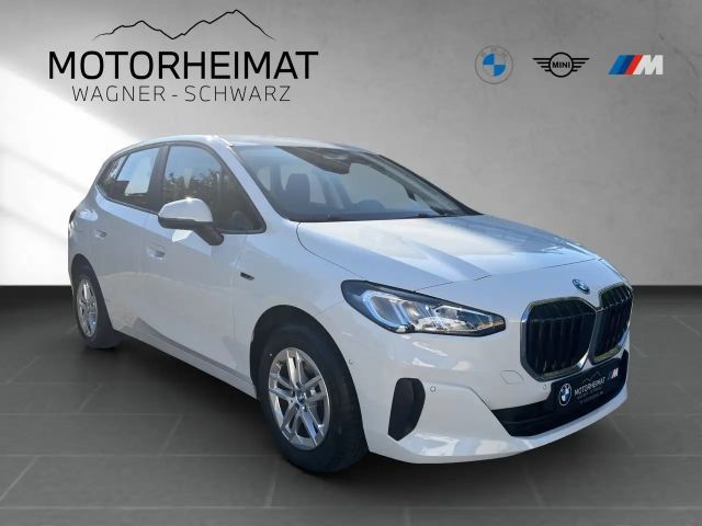 BMW 225