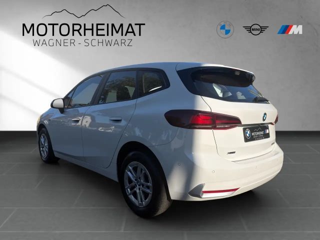 BMW 225