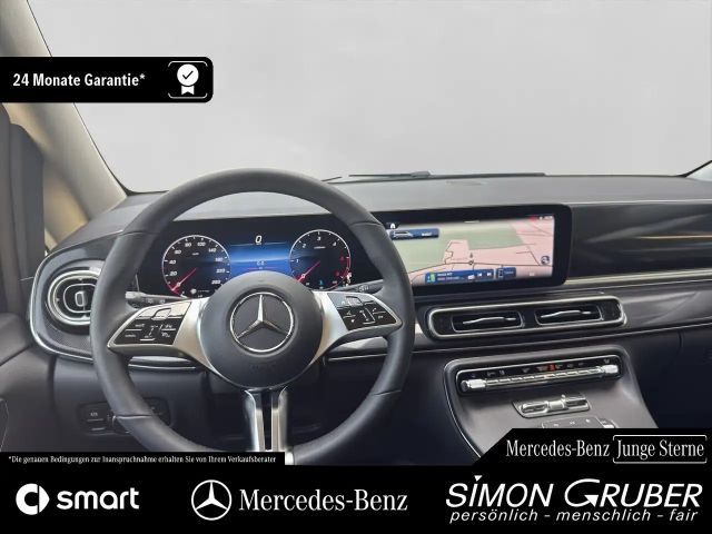 Mercedes-Benz V 220