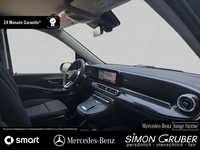 Mercedes-Benz V 220