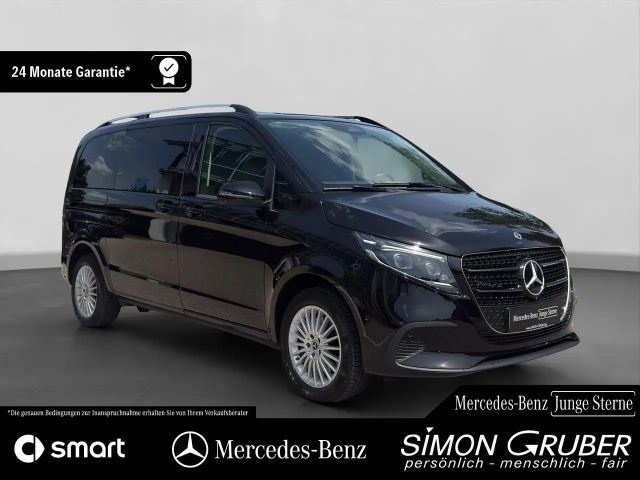Mercedes-Benz V 220
