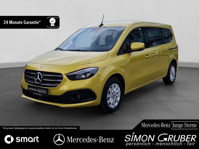 Mercedes-Benz T-Klasse T 180 Progressive Lang Navi LED Kamera 7Sitze 2025 Benzine