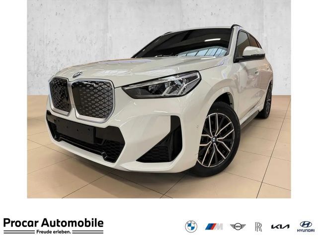 BMW iX1 eDrive20 M Sport+NAVI+SHZ+PA+uvm. 2026 Elektrisch