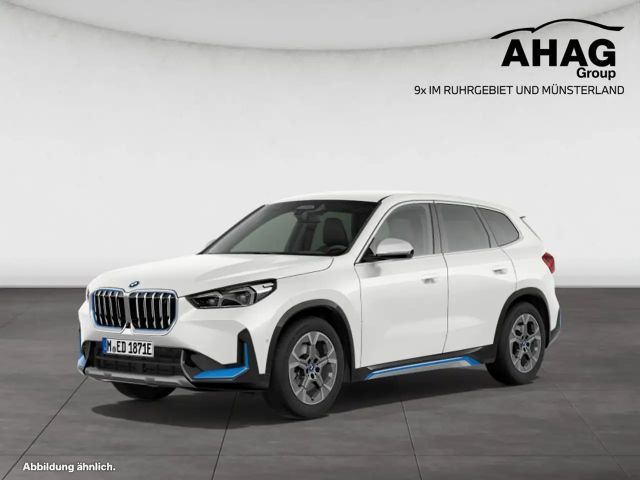BMW iX1 xDrive30  xLine 2023 Elektrisch