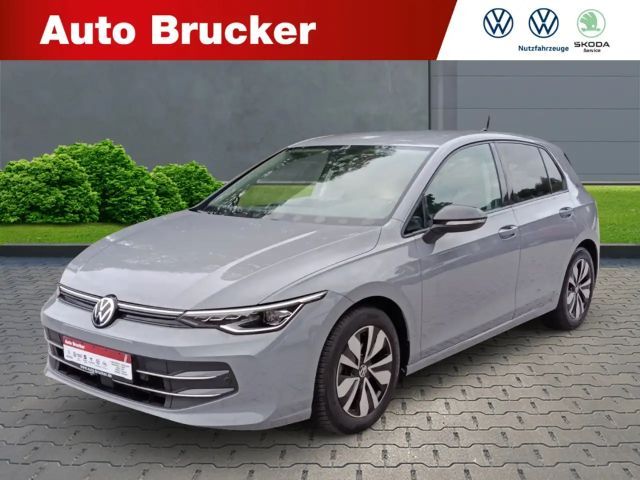 Volkswagen Golf VIII 1.5 eTSI Goal Ahk+PDC+ACC 2025 Benzine