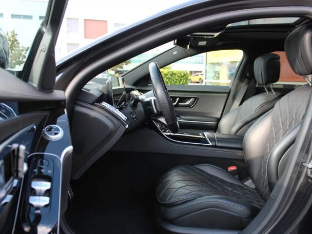 Mercedes-Benz S 400