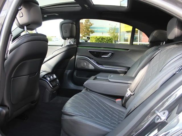 Mercedes-Benz S 400